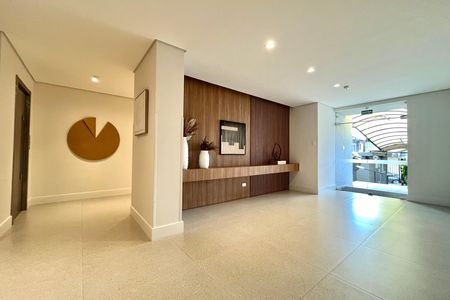 Apartamento para alugar com 66m², 2 quartos e 1 vaga Apartamento para alugar com 66m², 2 quartos e 1 vagaHall social