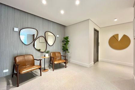 Apartamento para alugar com 66m², 2 quartos e 1 vaga Apartamento para alugar com 66m², 2 quartos e 1 vagaHall social