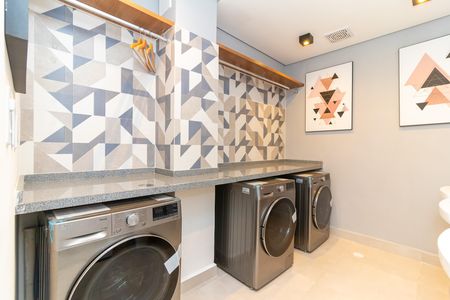 Apartamento à venda com 32m², 2 quartos e 1 vaga Apartamento à venda com 32m², 2 quartos e 1 vagaLavanderia