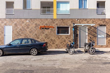 Apartamento à venda com 32m², 2 quartos e 1 vagaFachada
