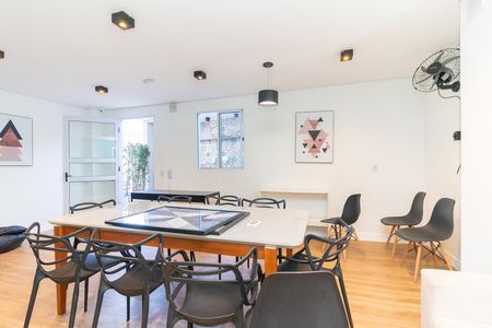 Apartamento à venda com 32m², 2 quartos e 1 vagaÁrea comum - Salão de festas
