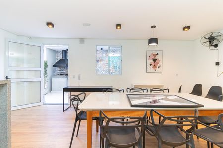 Apartamento à venda com 32m², 2 quartos e 1 vagaÁrea comum - Salão de festas