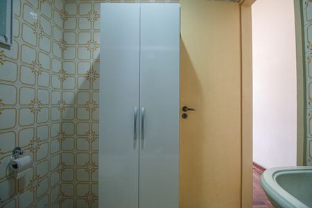 Apartamento à venda com 74m², 3 quartos e 1 vaga Apartamento à venda com 74m², 3 quartos e 1 vagaBanheiro Suite