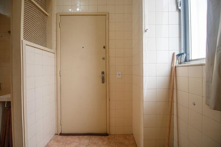 Apartamento à venda com 74m², 3 quartos e 1 vaga Apartamento à venda com 74m², 3 quartos e 1 vagaÁrea de Serviço