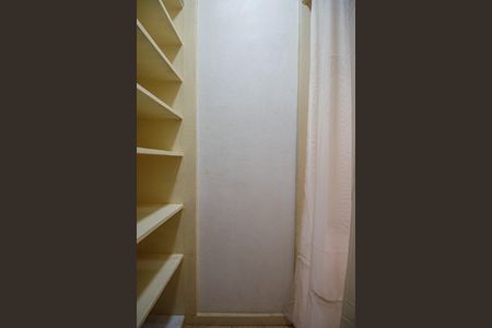 Apartamento à venda com 74m², 3 quartos e 1 vaga Apartamento à venda com 74m², 3 quartos e 1 vagaQuarto de Serviço