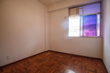 Apartamento à venda com 74m², 3 quartos e 1 vaga Apartamento à venda com 74m², 3 quartos e 1 vagaQuarto Suite