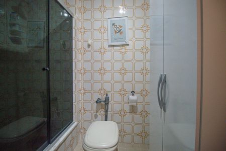 Apartamento à venda com 74m², 3 quartos e 1 vaga Apartamento à venda com 74m², 3 quartos e 1 vagaBanheiro Suite