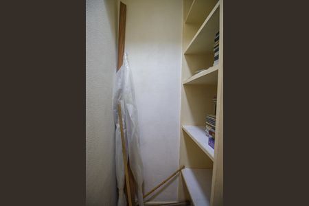 Apartamento à venda com 74m², 3 quartos e 1 vaga Apartamento à venda com 74m², 3 quartos e 1 vagaQuarto de Serviço