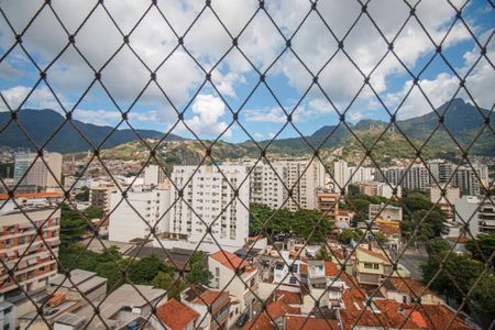 Apartamento à venda com 74m², 3 quartos e 1 vaga Apartamento à venda com 74m², 3 quartos e 1 vagaSala Varanda Vista