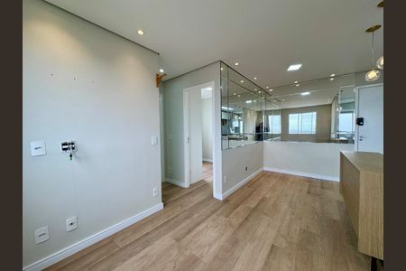 Foto 04 de apartamento à venda com 2 quartos, 41m² em Parque Arariba, São Paulo