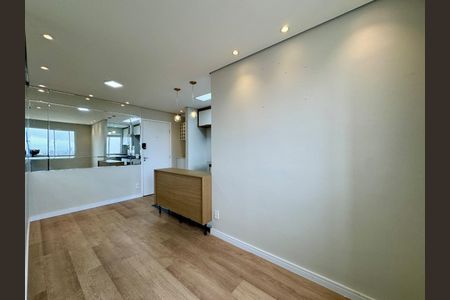 Foto 05 de apartamento à venda com 2 quartos, 41m² em Parque Arariba, São Paulo