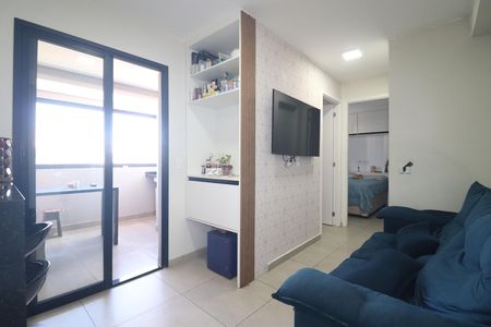 Sala de apartamento para alugar com 2 quartos, 40m² em Parque Erasmo Assunção, Santo André