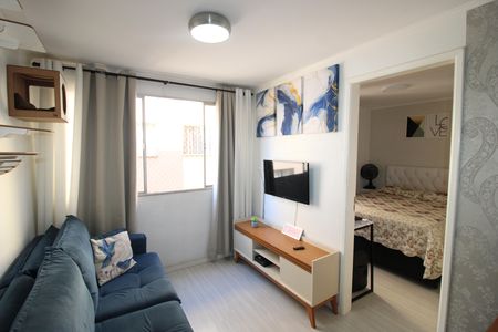 Sala de apartamento à venda com 3 quartos, 55m² em Guaianases, São Paulo