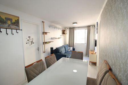 Sala de apartamento à venda com 3 quartos, 55m² em Guaianases, São Paulo