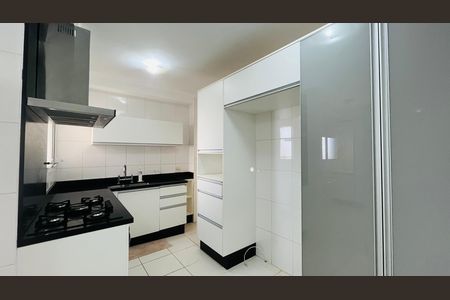 Apartamento à venda com 137m², 4 quartos e 3 vagas