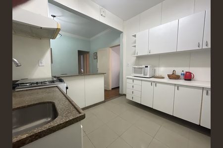 Apartamento à venda com 93m², 3 quartos e sem vaga Apartamento à venda com 93m², 3 quartos e sem vagaCozinha