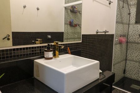 Banheiro de casa à venda com 3 quartos, 250m² em Jardim Proença, Campinas