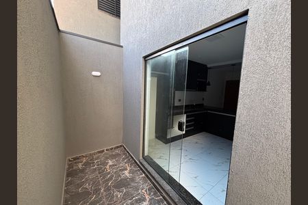 Quintal  de apartamento à venda com 2 quartos, 45m² em Vila Carrão, São Paulo