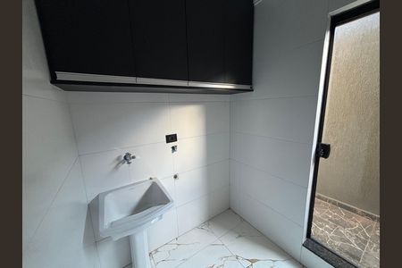Área de serviço  de apartamento à venda com 2 quartos, 45m² em Vila Carrão, São Paulo