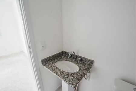 Apartamento à venda com 50m², 2 quartos e 1 vaga Apartamento à venda com 50m², 2 quartos e 1 vagaBanheiro da Suíte