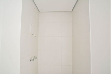 Apartamento à venda com 49m², 2 quartos e 1 vaga Apartamento à venda com 49m², 2 quartos e 1 vagaBanheiro Social