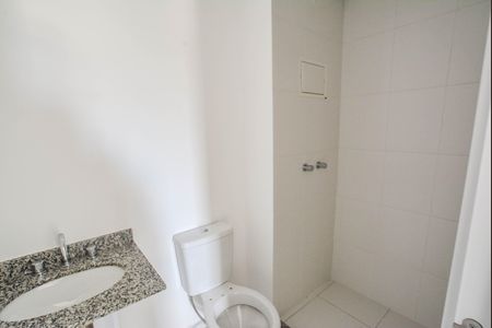 Apartamento à venda com 49m², 2 quartos e 1 vaga Apartamento à venda com 49m², 2 quartos e 1 vagaBanheiro da Suíte