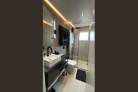 Apartamento à venda com 66m², 2 quartos e 1 vagaBanheiro 
