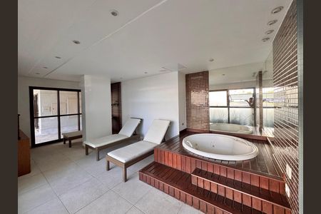 Apartamento à venda com 78m², 3 quartos e 1 vaga Apartamento à venda com 78m², 3 quartos e 1 vagaÁrea comum
