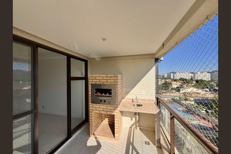 Apartamento à venda com 78m², 3 quartos e 1 vaga Apartamento à venda com 78m², 3 quartos e 1 vagaVaranda