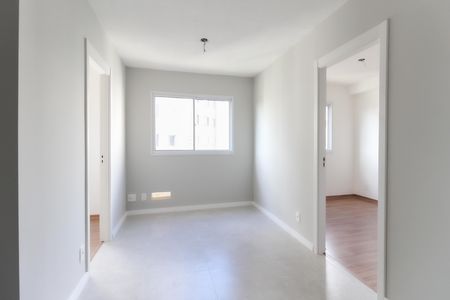 Sala de apartamento à venda com 2 quartos, 34m² em Guaianazes, São Paulo