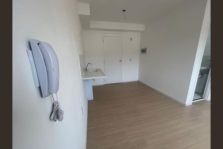 Sala de kitnet/studio para alugar com 1 quarto, 18m² em Vila Sonia, São Paulo