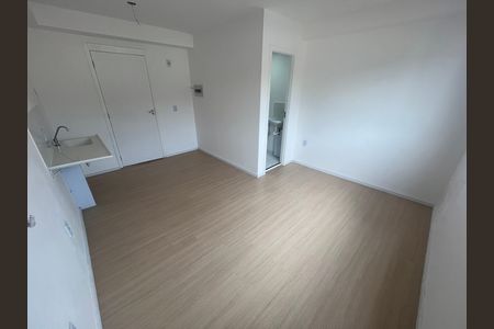 Sala de kitnet/studio para alugar com 1 quarto, 18m² em Vila Sonia, São Paulo