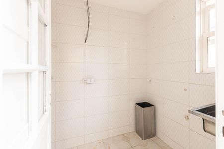 Casa para alugar com 346m², 4 quartos e 1 vagaBanheiro suíte casa anexo