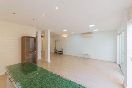 Casa para alugar com 346m², 4 quartos e 1 vagaCozinha