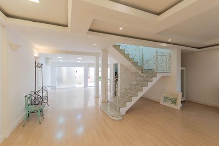 Casa para alugar com 346m², 4 quartos e 1 vagaSala