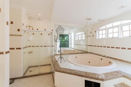 Casa para alugar com 346m², 4 quartos e 1 vagaBanheiro Suíte