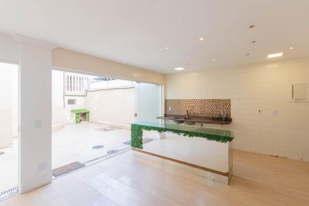 Casa para alugar com 346m², 4 quartos e 1 vagaCozinha