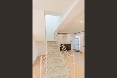 Casa para alugar com 346m², 4 quartos e 1 vagaSala