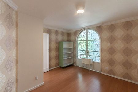 Casa para alugar com 346m², 4 quartos e 1 vagaQuarto 1