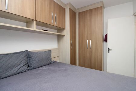 Quarto 1 de apartamento à venda com 2 quartos, 56m² em Chácara Agrindus, Taboão da Serra
