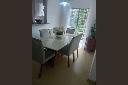 Sala de apartamento à venda com 2 quartos, 56m² em Chácara Agrindus, Taboão da Serra