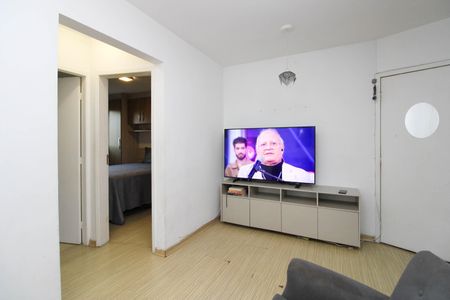 Sala de apartamento à venda com 2 quartos, 56m² em Chácara Agrindus, Taboão da Serra