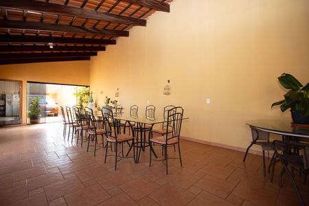Casa de condomínio à venda com 800m², 4 quartos e 10 vagasSala 5