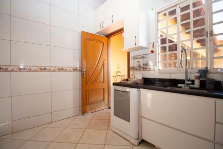Casa de condomínio à venda com 800m², 4 quartos e 10 vagasCozinha
