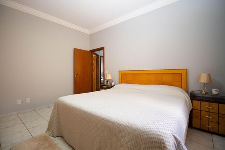 Casa de condomínio à venda com 800m², 4 quartos e 10 vagasSuíte Master