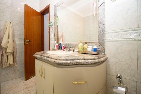 Casa de condomínio à venda com 800m², 4 quartos e 10 vagasBanheiro da Suíte Master