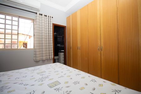 Casa de condomínio à venda com 800m², 4 quartos e 10 vagasSuíte 