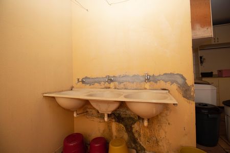 Casa de condomínio à venda com 800m², 4 quartos e 10 vagasÁrea de Serviço