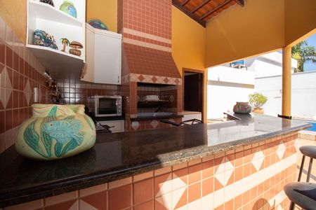 Casa de condomínio à venda com 800m², 4 quartos e 10 vagasChurrasqueira