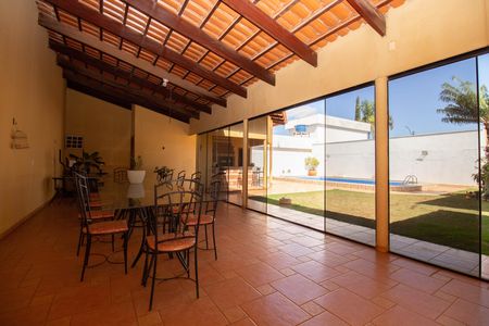 Casa de condomínio à venda com 800m², 4 quartos e 10 vagasSala 5